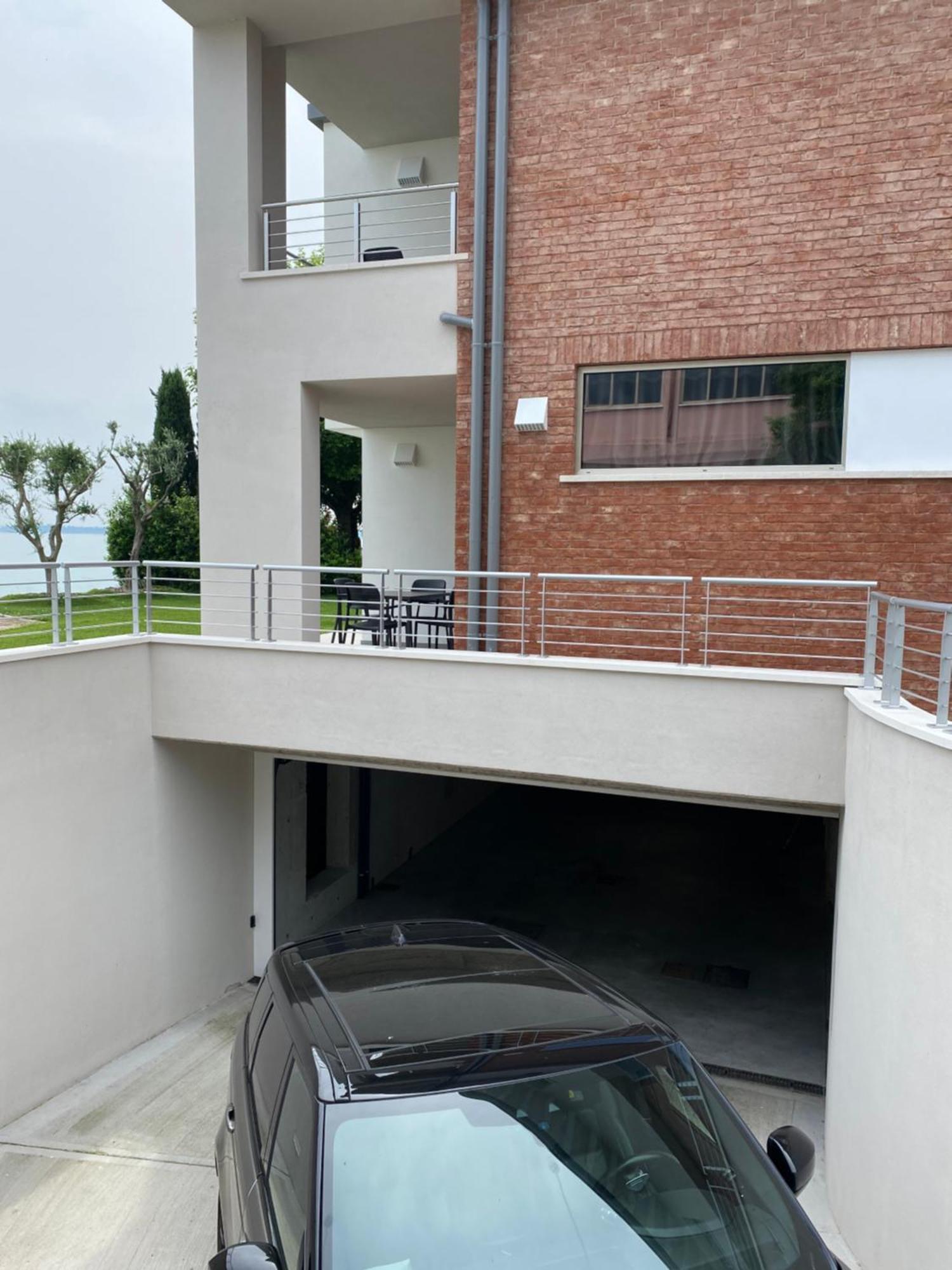 Sirmio Apartments - Darsena Stay سيرمِيوني المظهر الخارجي الصورة