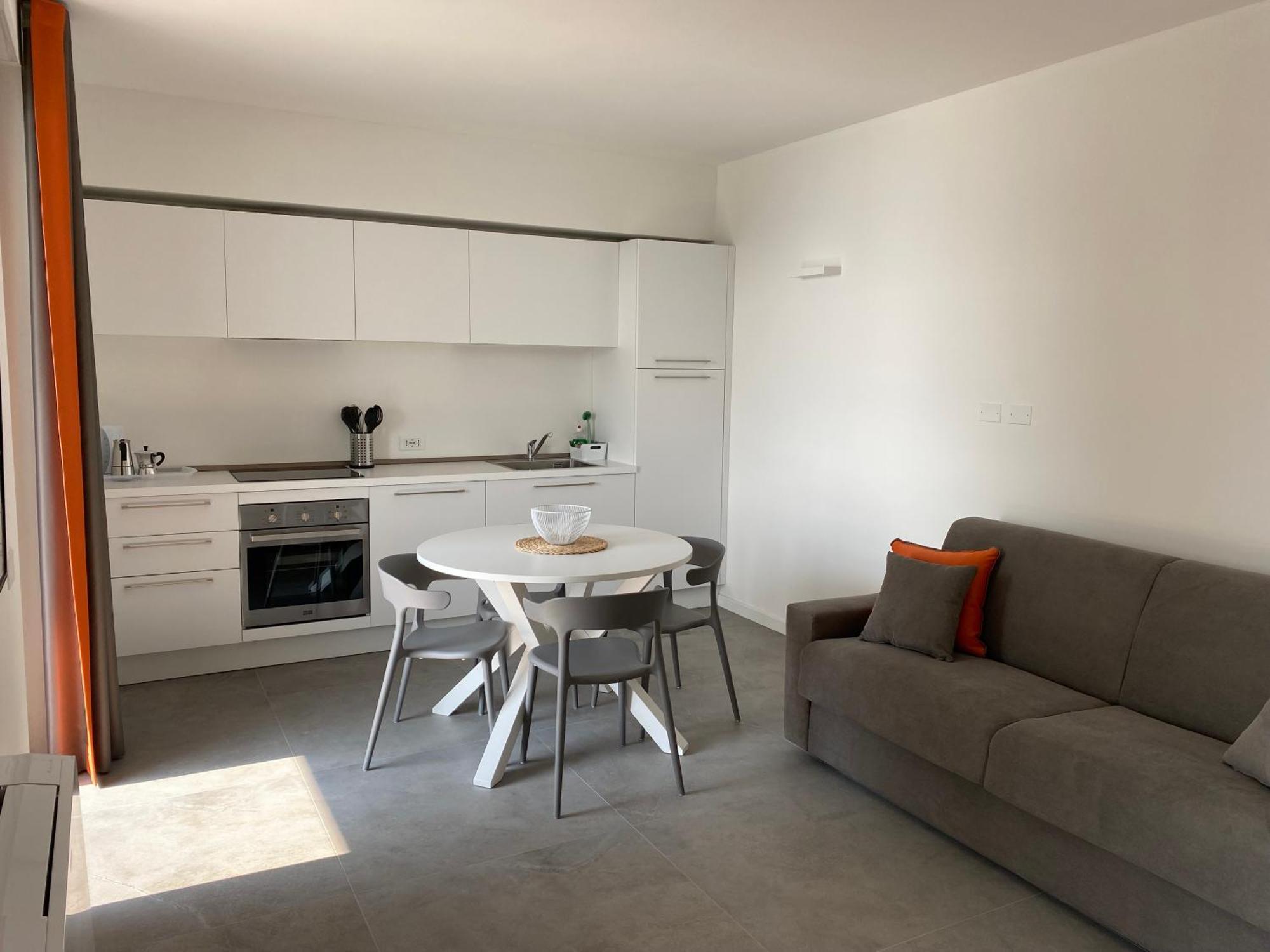 Sirmio Apartments - Darsena Stay سيرمِيوني المظهر الخارجي الصورة